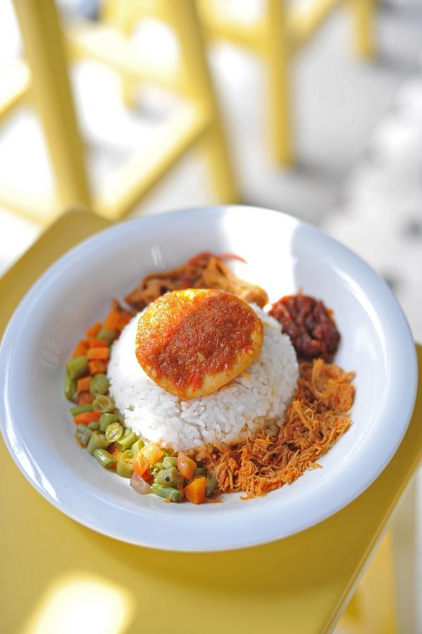 Arjuna Hotel Batu City エクステリア 写真